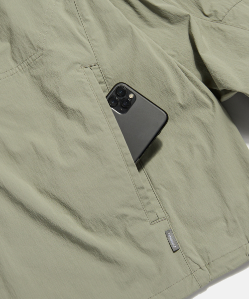 ESPIONAGE(エスピオナジ)の「PCU Level 4 Pullover Jacket Stone Grey(ナイロンジャケット・レディース・その他・MEDIUM/LARGE/X-LARGE)」の7枚目の写真