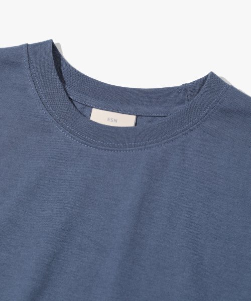 ESN(イーエスエヌ)の「プレミアムシングルセミオーバーフィットTシャツブルー(Tシャツ/カットソー・メンズ・その他・XX-LARGE/LARGE/MEDIUM/X-LARGE)」の4枚目の写真