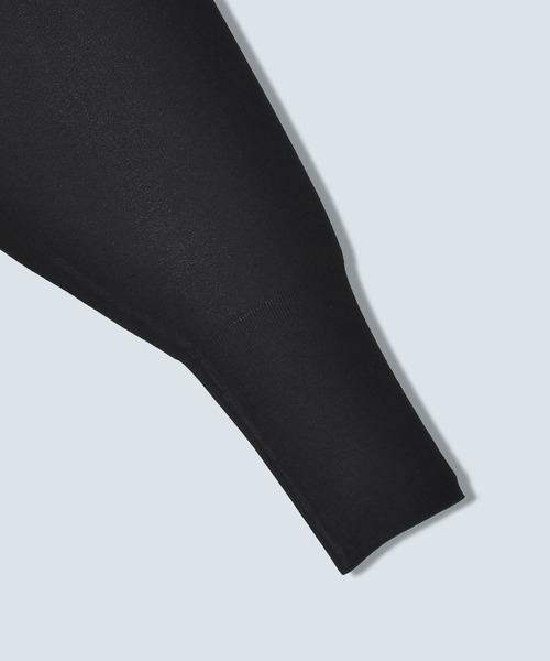 OMMO（オーエムエムオー）の「SQUARESLEEVE V NECK KT CD（カーディガン/ボレロ・レディース・ブルー/グレー/ブラック/グリーン・F）」の16枚目の写真