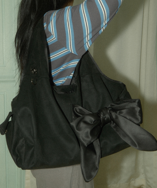 Bow Shoulder Bag (Suede Black)