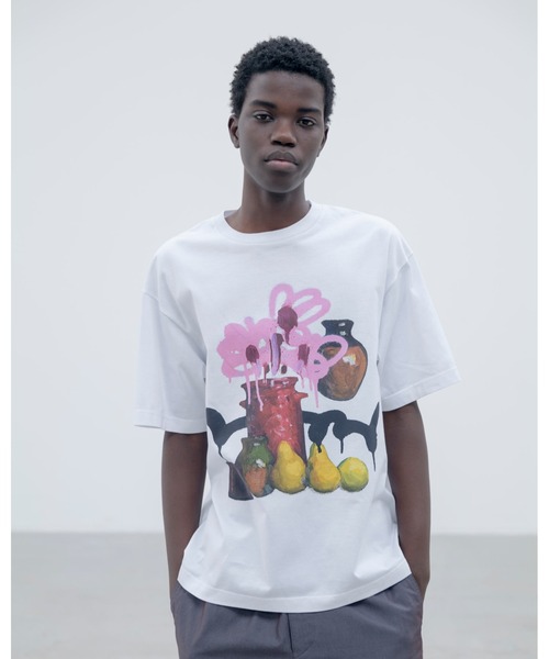 uniform experiment（ユニフォームエクスペリメント）の「MICHAEL CHERNO: RED VASE TEE（Tシャツ/カットソー・メンズ・ブラック/ホワイト・1/5/4/3/2）」の5枚目の写真