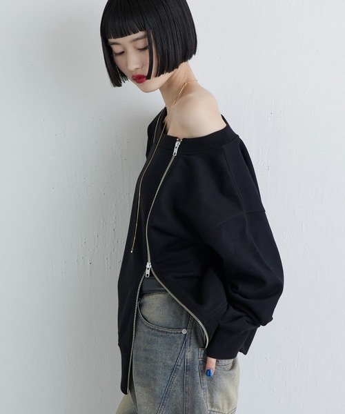 Lui's（ルイス）の「前ファスナーオフショルダースウェット（Tシャツ/カットソー・レディース・ブラック/オフホワイト・FREE）」の7枚目の写真