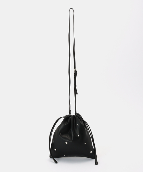 B.C STOCK（ベーセーストック）の「ランダムスタッズ巾着バッグ（ショルダーバッグ・レディース・ブラック/カーキ・FREE）」の13枚目の写真