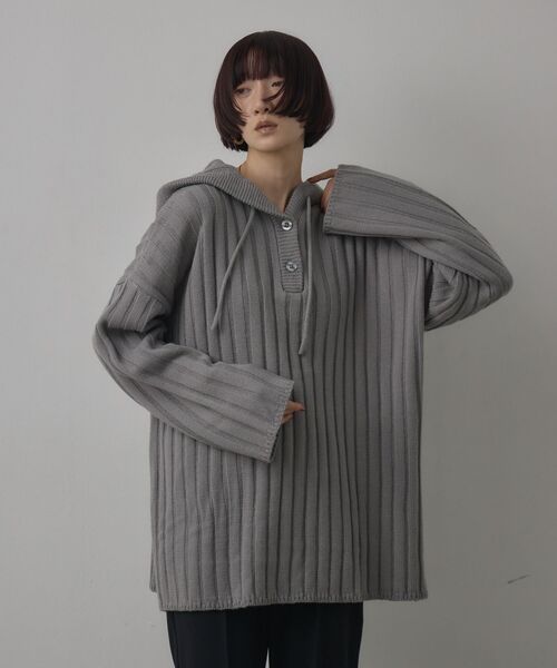 kivi（キヴィ）の「フードリブニット（ニット/セーター・レディース・ダークグレー/ブラック/ナチュラル・FREE）」の2枚目の写真