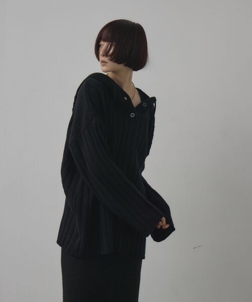 kivi（キヴィ）の「フードリブニット（ニット/セーター・レディース・ダークグレー/ブラック/ナチュラル・FREE）」の12枚目の写真