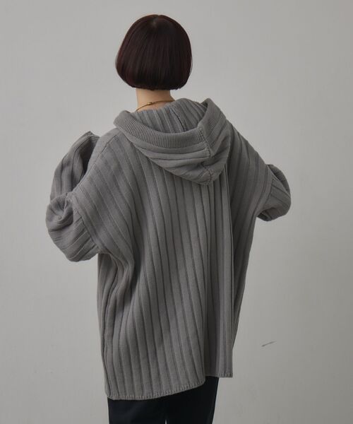 kivi（キヴィ）の「フードリブニット（ニット/セーター・レディース・ダークグレー/ブラック/ナチュラル・FREE）」の16枚目の写真