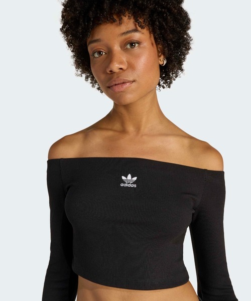 adidas(アディダス)の「adidas/アディダス ESSENTIALS RIBU OFF SHOULDER リブ編み オフショルダー 秋 秋服 2026年秋冬(Tシャツ/カットソー・レディース・ブラック/ホワイト・L/M/S/XS)」の9枚目の写真