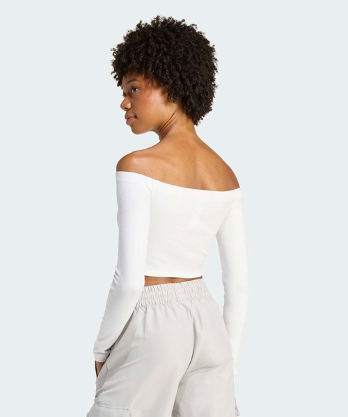 adidas(アディダス)の「adidas/アディダス ESSENTIALS RIBU OFF SHOULDER リブ編み オフショルダー 秋 秋服 2026年秋冬(Tシャツ/カットソー・レディース・ブラック/ホワイト・L/M/S/XS)」の6枚目の写真