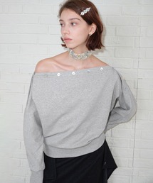 SOLWEIGE（ソルヴェイグ）の「【SOLWEIGE】シェルボタン 調節可能ネックデザイン バットウィングスリーブ ライトスウェットトップス（Tシャツ/カットソー）」