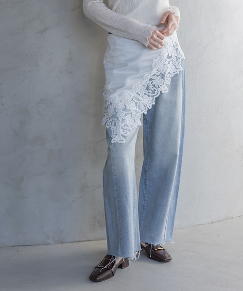 A part by（アパートバイ）の「サンカクレーススカーフ（バンダナ/スカーフ・レディース・オフホワイト/ブラック・FREE）」の4枚目の写真