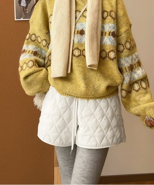 gossip!ロサンゼルス(ゴシップロサンゼルス)の「4色展開【Y2Kガーリー】レトロキルティングショートパンツ(その他パンツ・レディース・ブラック/オフホワイト/グレー/ベージュ・M)」の9枚目の写真