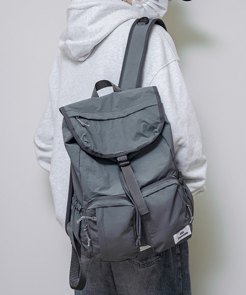 WESTSEA(ウエストシー)の「A4対応 ナイロン バックパック フラップデザイン(バックパック/リュック・メンズ・グレー/ブラック/アイボリー・FREE)」の14枚目の写真