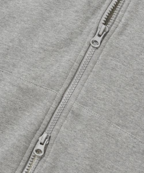 BROWNBREATH（ブラウンブレス）の「[25FALL] TAG HOOD ZIP UP - MELANGE GREY（パーカー・メンズ・その他・S/M/L/2XL/XL）」の7枚目の写真