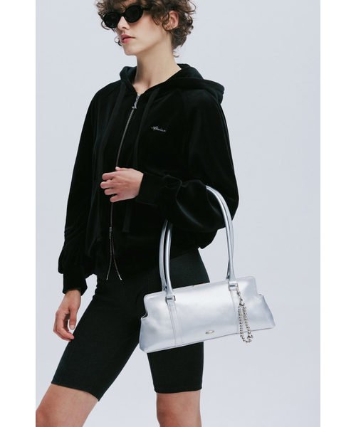 AFTERHOURS(アフターアワーズ)の「FRAME SHOULDER BAG (SILVER)(ショルダーバッグ・レディース・その他・FREE)」の4枚目の写真