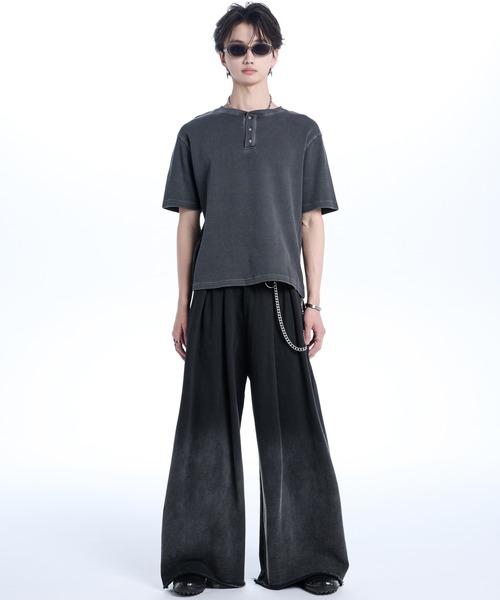 ADRER（アドラー）の「Waffle Heavy Henley Neck Tee / ワッフル ヘビー ヘンリーネック半袖Tシャツ（Tシャツ/カットソー・メンズ・チャコールグレー/ホワイト/ブラック・L/M/S/XS）」の12枚目の写真