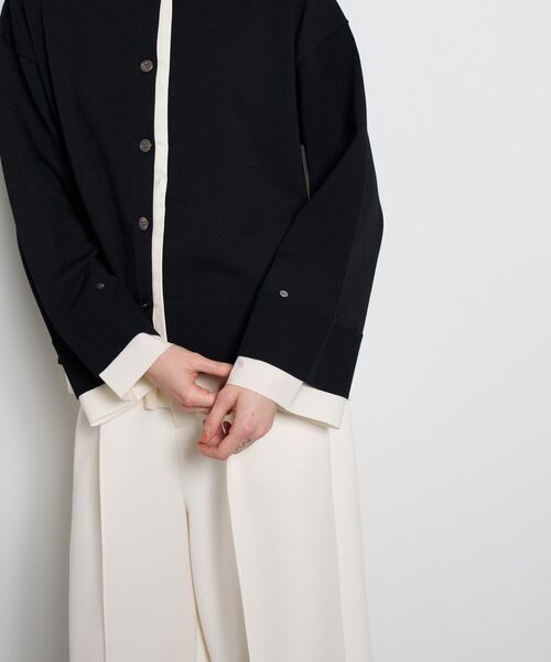 LANVIN en Bleu（ランバンオンブルー）の「シャツトリムニットコンビカーディガン（ニット/セーター・レディース・ライトカーキ/チャコールグレー/ブラック・38）」の12枚目の写真