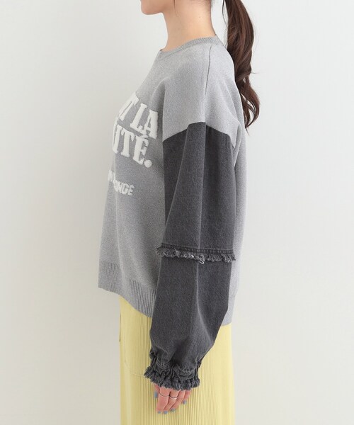 SHOO・LA・RUE（シューラルー）の「デニム袖切替ロゴニット（ニット/セーター・レディース・グレー/ライトブルー/ライトグレー・00）」の17枚目の写真