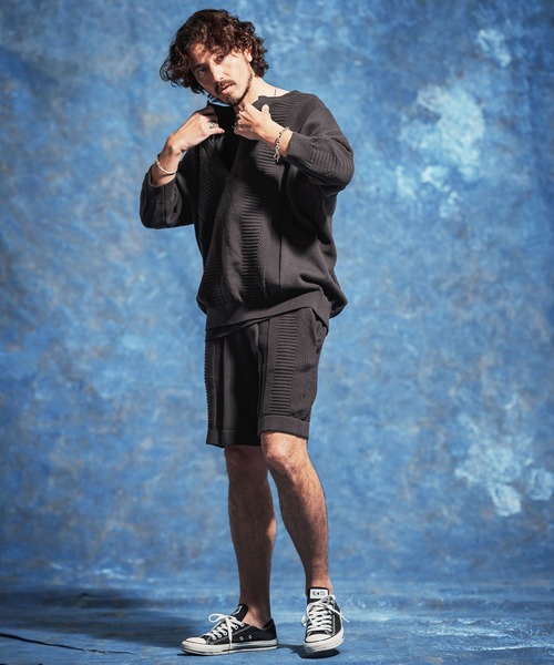 Jih Nunc（ジーヌンク）の「mn3225-ディープVキーネック7分袖ニットプルオーバー（ニット/セーター・メンズ・チャコール/ブラック・M/L/S）」の10枚目の写真