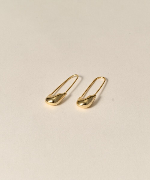 novice（ノーヴィス）の「【novice】Safety Pin Pierce［Stainless］（ピアス（両耳用）・レディース・シルバー/ゴールド・FREE）」の3枚目の写真