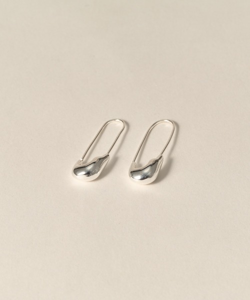 novice（ノーヴィス）の「【novice】Safety Pin Pierce［Stainless］（ピアス（両耳用）・レディース・シルバー/ゴールド・FREE）」の7枚目の写真