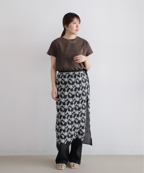 NOMBRE IMPAIR(ノンブルアンペール)の「MADISONプリント 布帛コンビTシャツ(Tシャツ/カットソー・レディース・ライトグレー/ブラウン・FREE)」の13枚目の写真