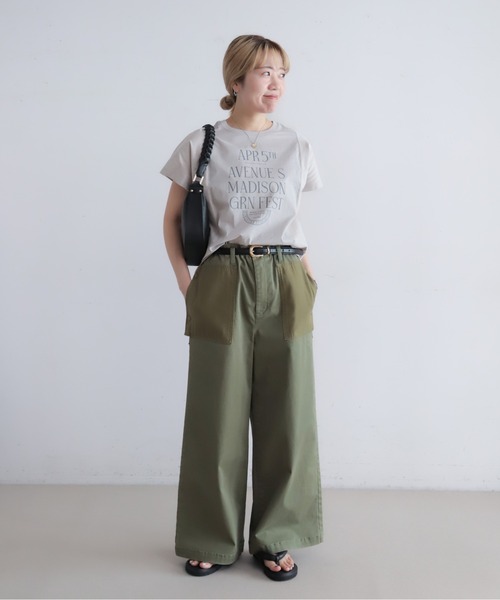 NOMBRE IMPAIR(ノンブルアンペール)の「MADISONプリント 布帛コンビTシャツ(Tシャツ/カットソー・レディース・ライトグレー/ブラウン・FREE)」の4枚目の写真