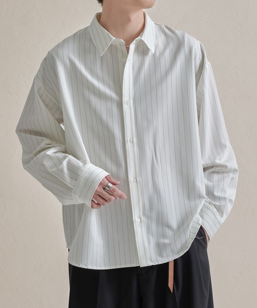 epnok（エプノック）の「ファンクショナルベーシックルーズレギュラーカラーシャツ（シャツ/ブラウス・メンズ・ピンク/ベージュ系その他/ブルー系その他/ミント/イエロー/ブルー系1/ホワイト系1/ブラック系その他/オフホワイト・SMALL/LARGE/MEDIUM）」の2枚目の写真