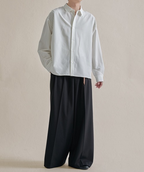 epnok（エプノック）の「ファンクショナルベーシックルーズレギュラーカラーシャツ（シャツ/ブラウス・メンズ・ピンク/ベージュ系その他/ブルー系その他/ミント/イエロー/ブルー系1/ホワイト系1/ブラック系その他/オフホワイト・SMALL/LARGE/MEDIUM）」の11枚目の写真