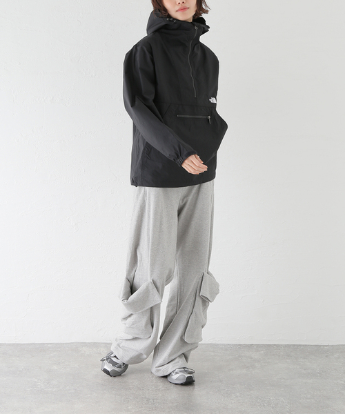 THE NORTH FACE(ザノースフェイス)の「THE NORTH FACE / ザ ノースフェイス COMPACT ANORAK / NP22630(ナイロンジャケット・メンズ・アイボリー/ブラック・SMALL/LARGE/MEDIUM)」の13枚目の写真