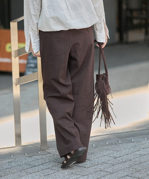 JOURNAL STANDARD（ジャーナルスタンダード）の「《追加》ウォッシャブルコットンリネンIVISストレートパンツ（その他パンツ・レディース・ブラック/チョコ/オートミール/ダークブルー・36/38/40）」の6枚目の写真