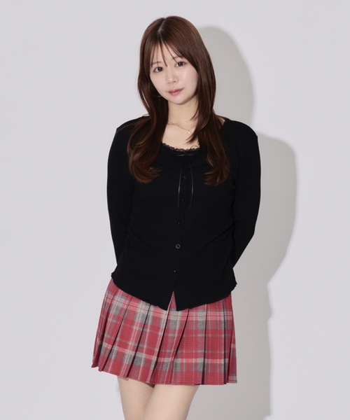 ALLuRing ChaRm(アリュリングチャーム)の「Layered Ribbon Rib Cardigan / レイヤードリボンリブカーディガン(カーディガン/ボレロ・レディース・グレー/ブラック/ホワイト・FREE)」の1枚目の写真