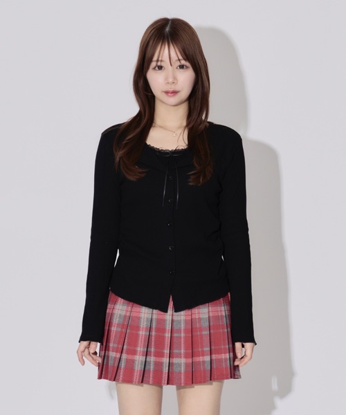 ALLuRing ChaRm(アリュリングチャーム)の「Layered Ribbon Rib Cardigan / レイヤードリボンリブカーディガン(カーディガン/ボレロ・レディース・グレー/ブラック/ホワイト・FREE)」の21枚目の写真