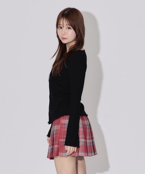 ALLuRing ChaRm(アリュリングチャーム)の「Layered Ribbon Rib Cardigan / レイヤードリボンリブカーディガン(カーディガン/ボレロ・レディース・グレー/ブラック/ホワイト・FREE)」の6枚目の写真