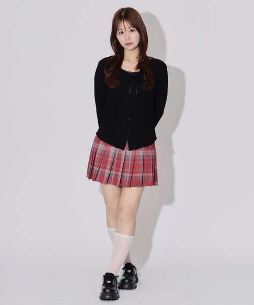 ALLuRing ChaRm(アリュリングチャーム)の「Layered Ribbon Rib Cardigan / レイヤードリボンリブカーディガン(カーディガン/ボレロ・レディース・グレー/ブラック/ホワイト・FREE)」の8枚目の写真