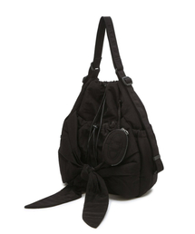 athe（アテ）の「[RUBAN] ブラックリボンバックパック兼ショルダーバッグ L AABA6F901BK（ショルダーバッグ）」