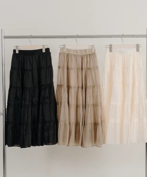 merrylatte(メリーラテ)の「ティアードフレアスカート【IROHANI】(スカート・レディース・ブラック/カーキ/アイボリー・FREE)」の4枚目の写真