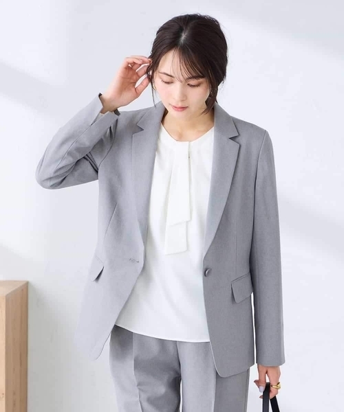 a.v.v(アーヴェヴェ)の「【洗える/UVカット】リネンライクストレッチテーラードジャケット(テーラードジャケット・レディース・グレー/ネイビー・40/38/42/36/34)」の9枚目の写真