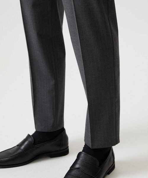 MICHEL KLEIN HOMME (ミッシェルクランオム)の「ストライプ2WAY9分丈スラックスパンツ(スラックス・メンズ・ネイビー/グレー・MEDIUM/X-LARGE/LARGE)」の16枚目の写真