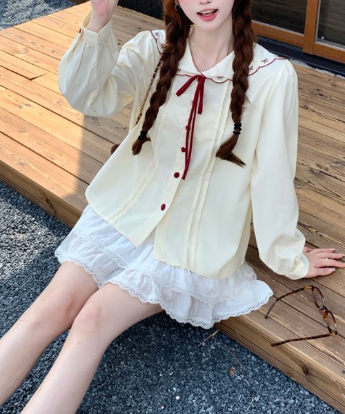 2ly2(トゥーリートゥー)の「リボン刺繍 セーラーカラーブラウス(シャツ/ブラウス・レディース・アイボリー・FREE)」の11枚目の写真