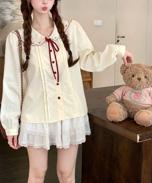 2ly2(トゥーリートゥー)の「リボン刺繍 セーラーカラーブラウス(シャツ/ブラウス・レディース・アイボリー・FREE)」の7枚目の写真