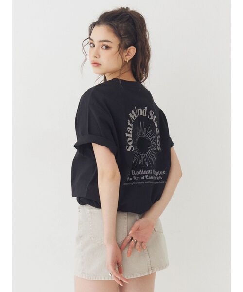 EVRIS(エヴリス)の「SOLAR MIND STUDIOS BIG Tシャツ(Tシャツ/カットソー・レディース・ピンク/ホワイト/ブラック/ブルー・FREE)」の2枚目の写真