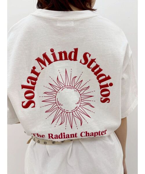 EVRIS(エヴリス)の「SOLAR MIND STUDIOS BIG Tシャツ(Tシャツ/カットソー・レディース・ピンク/ホワイト/ブラック/ブルー・FREE)」の12枚目の写真