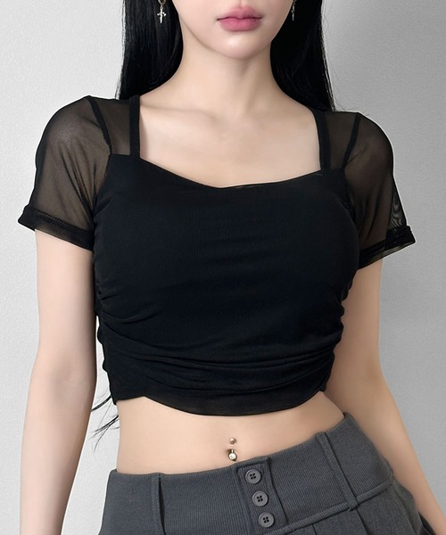 FOLLOWIN(フォロウィン)の「【カップ付き】シアースリーブドッキングクロップドTシャツ(Tシャツ/カットソー・レディース・ブラック/ホワイト・FREE)」の2枚目の写真