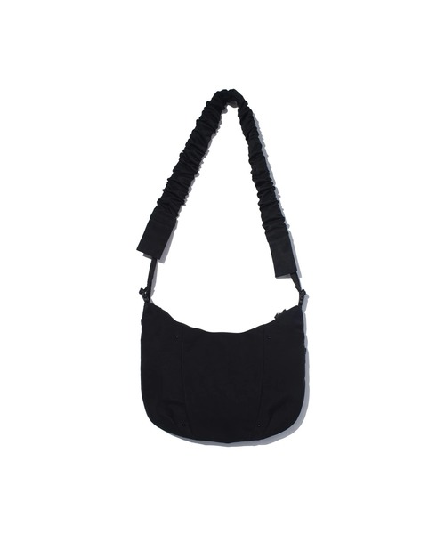 F/CE. （エフシーイー）の「F/CE./エフシーイー　TEXTURED TWILL POUCH 2L（ボディバッグ/ウエストポーチ・メンズ・チャコールグレー/ネイビー/ブラック・FREE）」の2枚目の写真