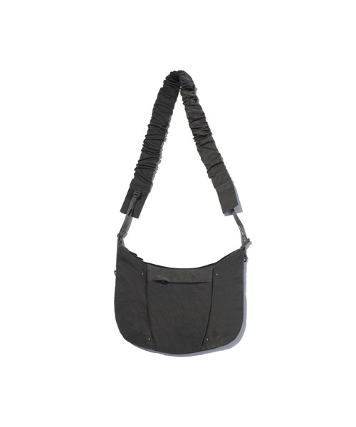 F/CE. (エフシーイー)の「F/CE./エフシーイー TEXTURED TWILL POUCH 2L(ボディバッグ/ウエストポーチ・メンズ・チャコールグレー/ネイビー・FREE)」の18枚目の写真