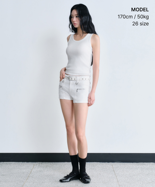 MUSINSA STANDARD WOMAN（ムシンサスタンダードウーマン）の「[アンバウンドガール] ウィメンズ マイクロショーツ [ホワイト]（その他パンツ・レディース・その他・30/24/26/28）」の2枚目の写真