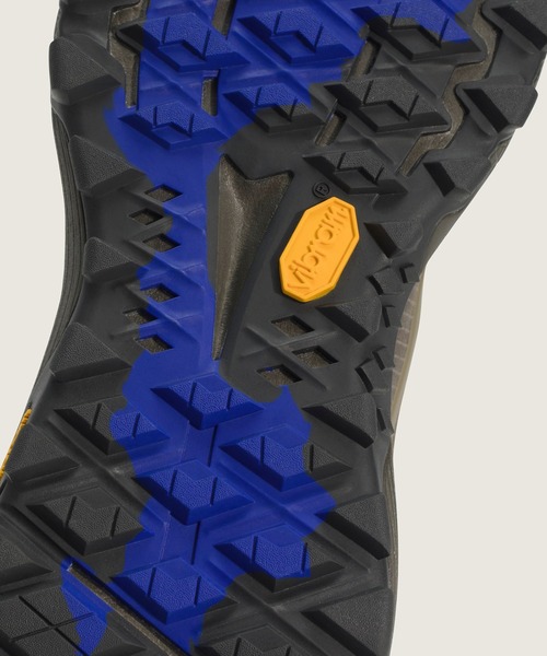 VANS(バンズ)の「クロスパス XC GORE-TEX / Crosspath XC Gore-Tex Bungee C VN000EKHG061(スニーカー・メンズ・ブラウン・5.5/8.5/9.5/5/6/6.5/7/7.5/8/9/10/10.5/11/11.5/12)」の5枚目の写真