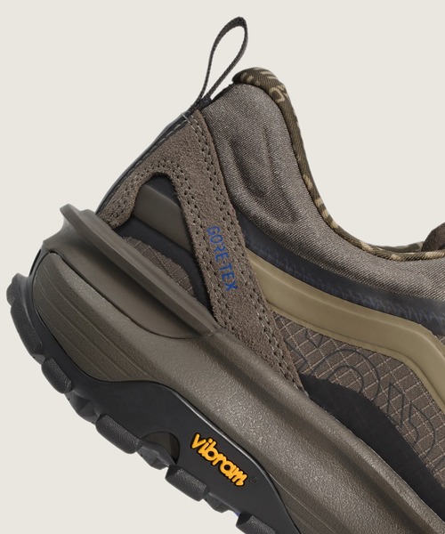 VANS(バンズ)の「クロスパス XC GORE-TEX / Crosspath XC Gore-Tex Bungee C VN000EKHG061(スニーカー・メンズ・ブラウン・5.5/8.5/9.5/5/6/6.5/7/7.5/8/9/10/10.5/11/11.5/12)」の9枚目の写真