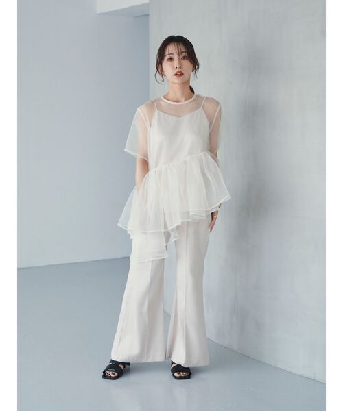 ELENDEEK（エレンディーク）の「【yuumi×ELENDEEK】CAMI SET ASYMMETRY BL（シャツ/ブラウス・レディース・アイボリー/ブラック/ブルー・FREE）」の11枚目の写真