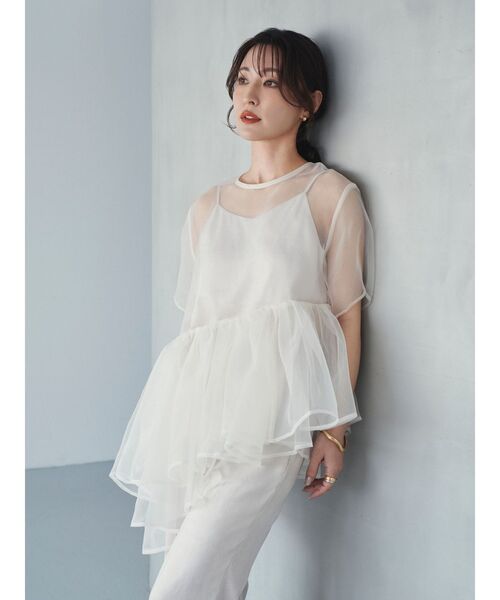 ELENDEEK（エレンディーク）の「【yuumi×ELENDEEK】CAMI SET ASYMMETRY BL（シャツ/ブラウス・レディース・アイボリー/ブラック/ブルー・FREE）」の13枚目の写真